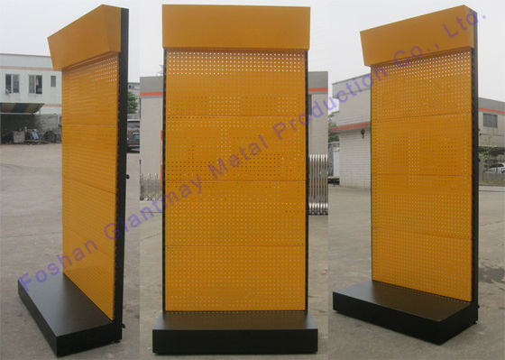 La machine-outil étire des présentoirs en métal de plaquette perforée de rayonnage d'étagère de fer